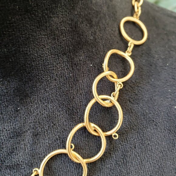 Womens Gold Tone Premier Designs Circle Brushed Oval Link Necklace with Lobster - Picture 5 of 6